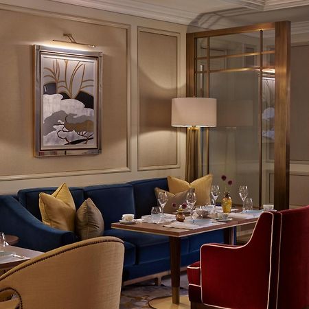 Jumeirah Carlton Tower Londen Buitenkant foto