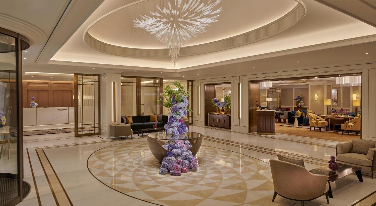 Jumeirah Carlton Tower Londen Buitenkant foto