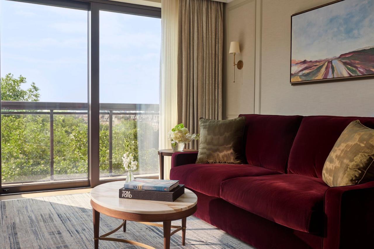 Jumeirah Carlton Tower Londen Buitenkant foto