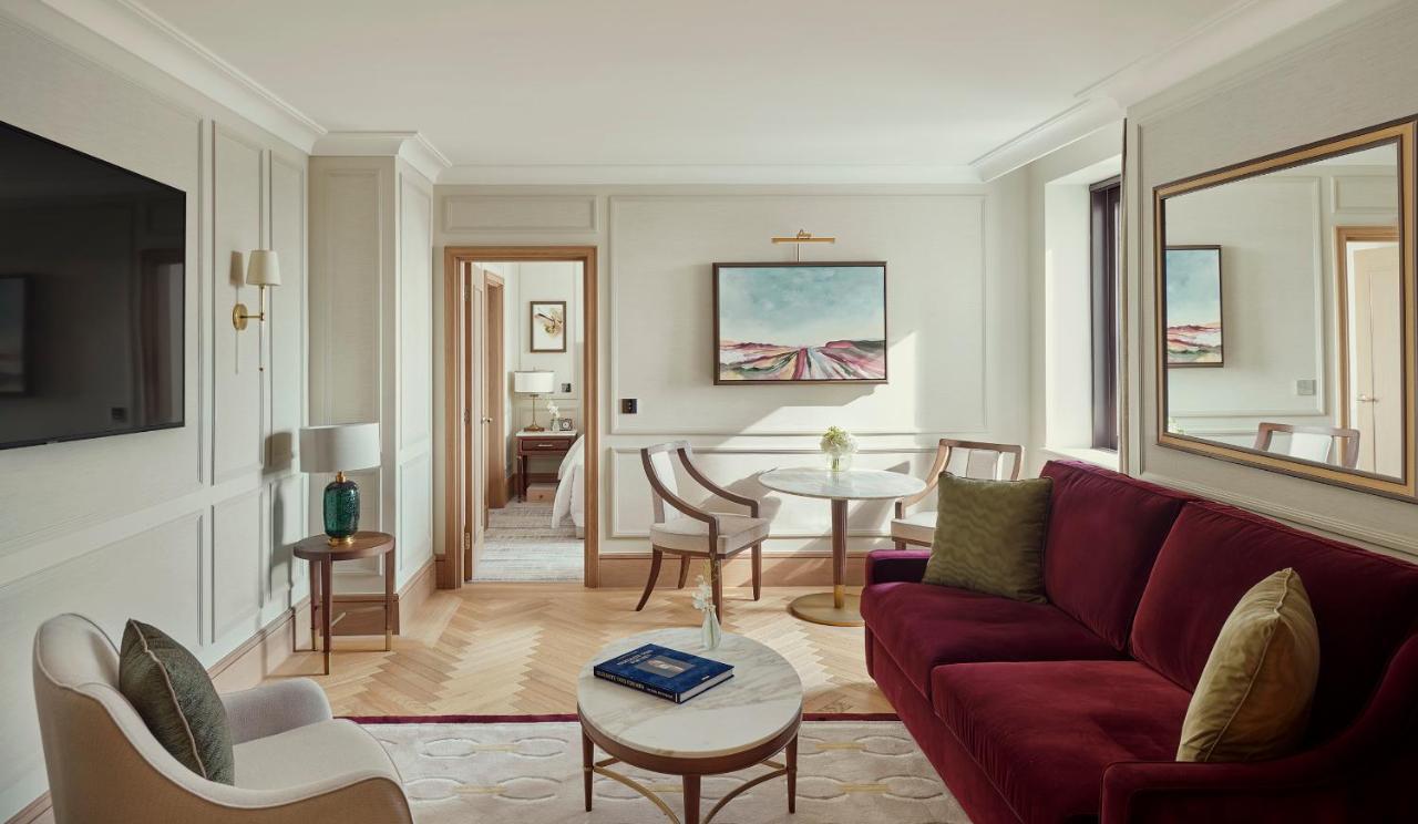 Jumeirah Carlton Tower Londen Buitenkant foto