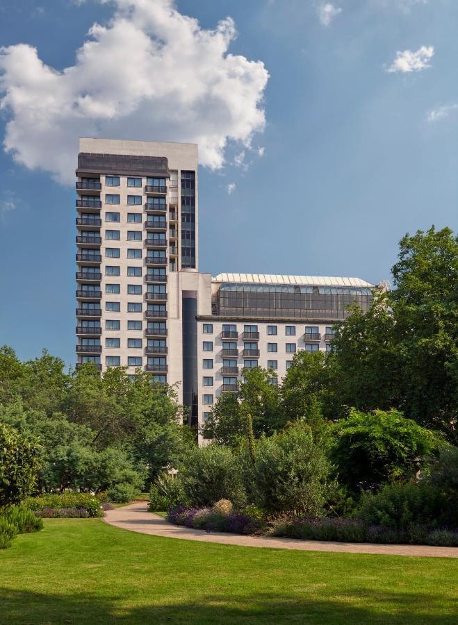 Jumeirah Carlton Tower Londen Buitenkant foto