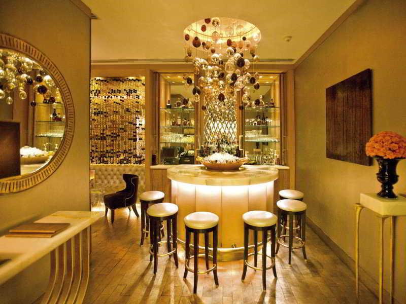 Jumeirah Carlton Tower Londen Buitenkant foto