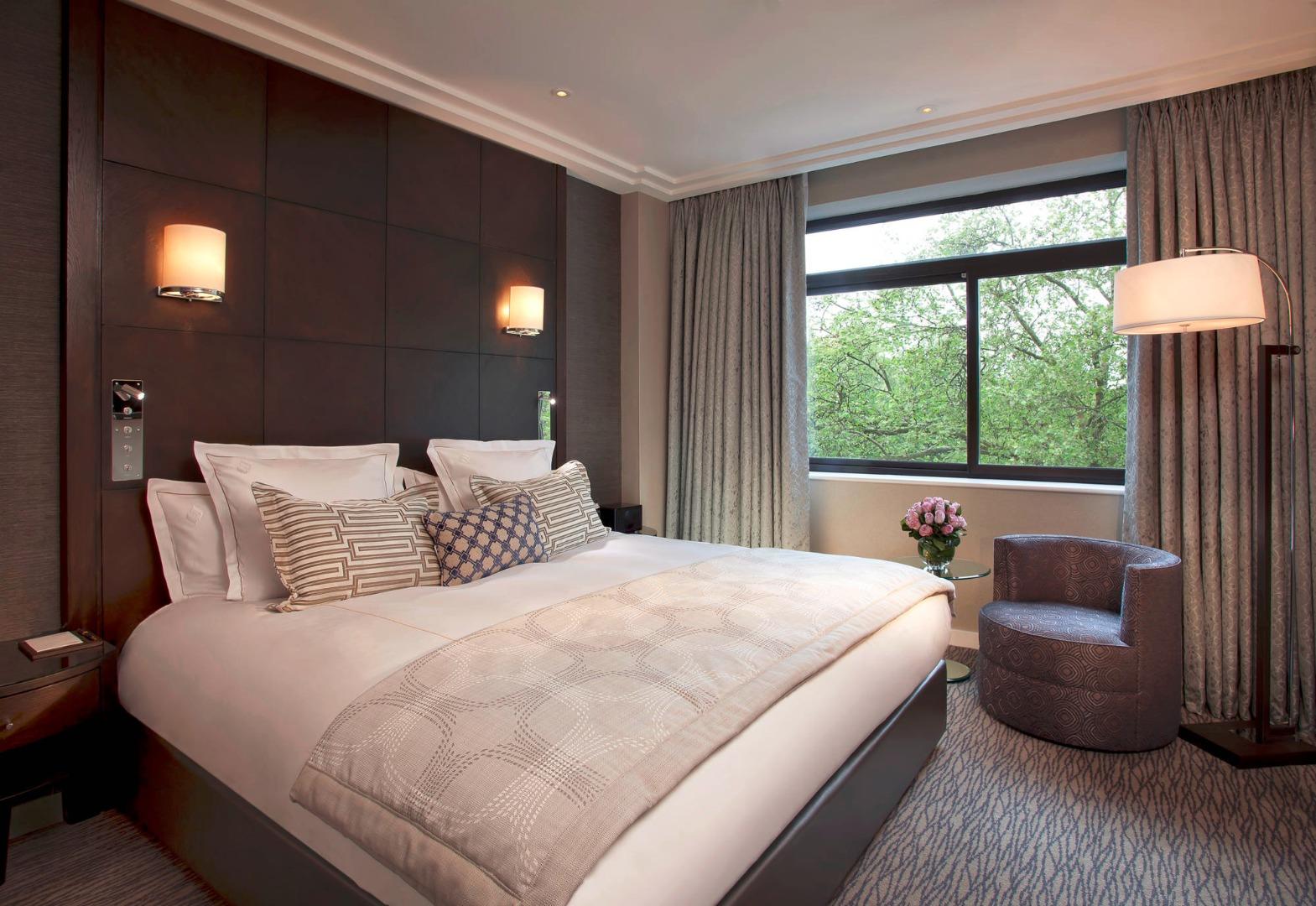 Jumeirah Carlton Tower Londen Buitenkant foto