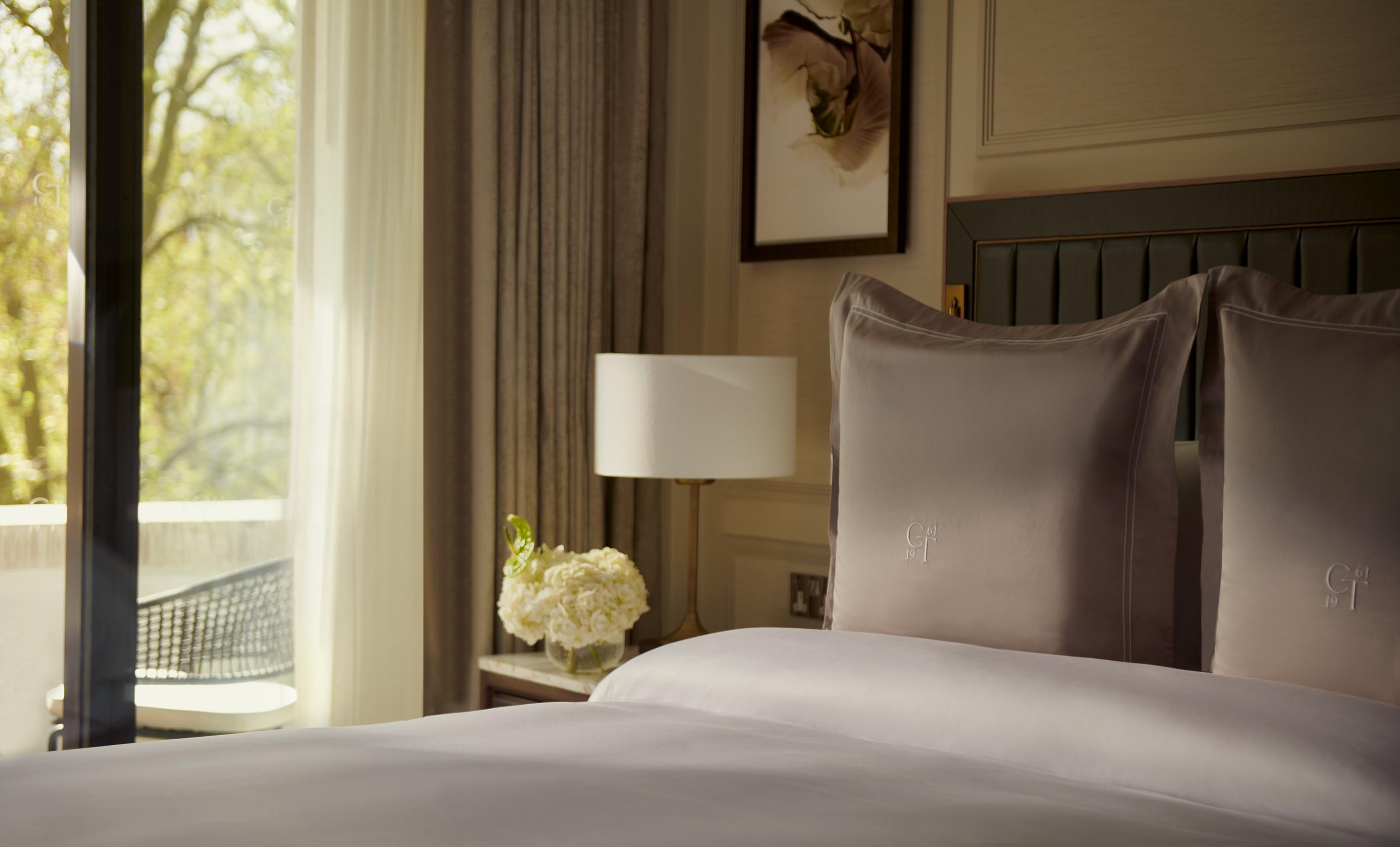 Jumeirah Carlton Tower Londen Buitenkant foto