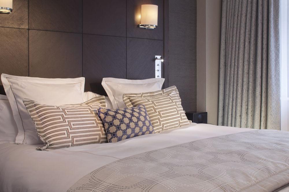 Jumeirah Carlton Tower Londen Buitenkant foto